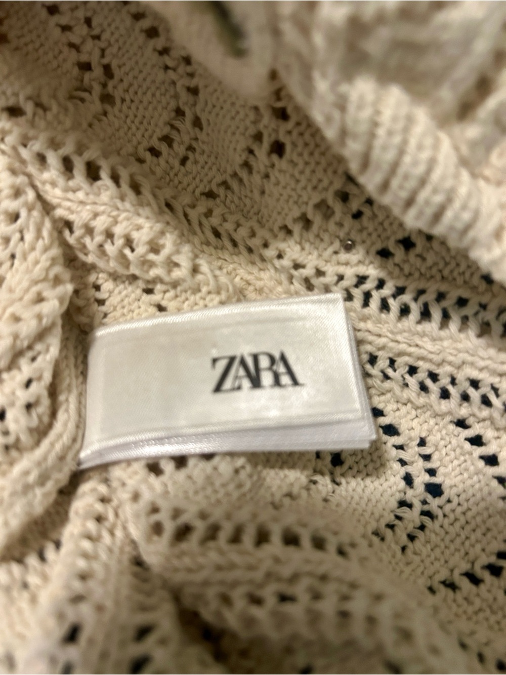 Zara Open-Knit Button Front Short Sleeve Cardigan. Size Large - Picture 10 of 12